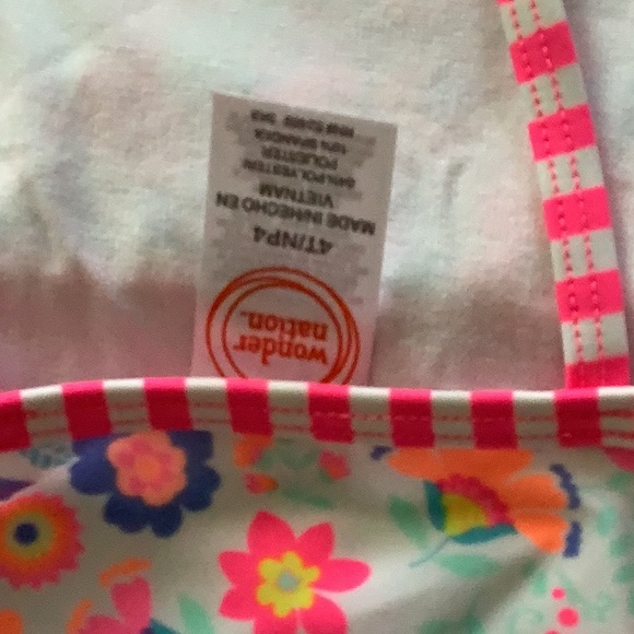 Wonder nation tankinis 3T & 4T pink floral stretchy great condition l price - Picture 5 of 7